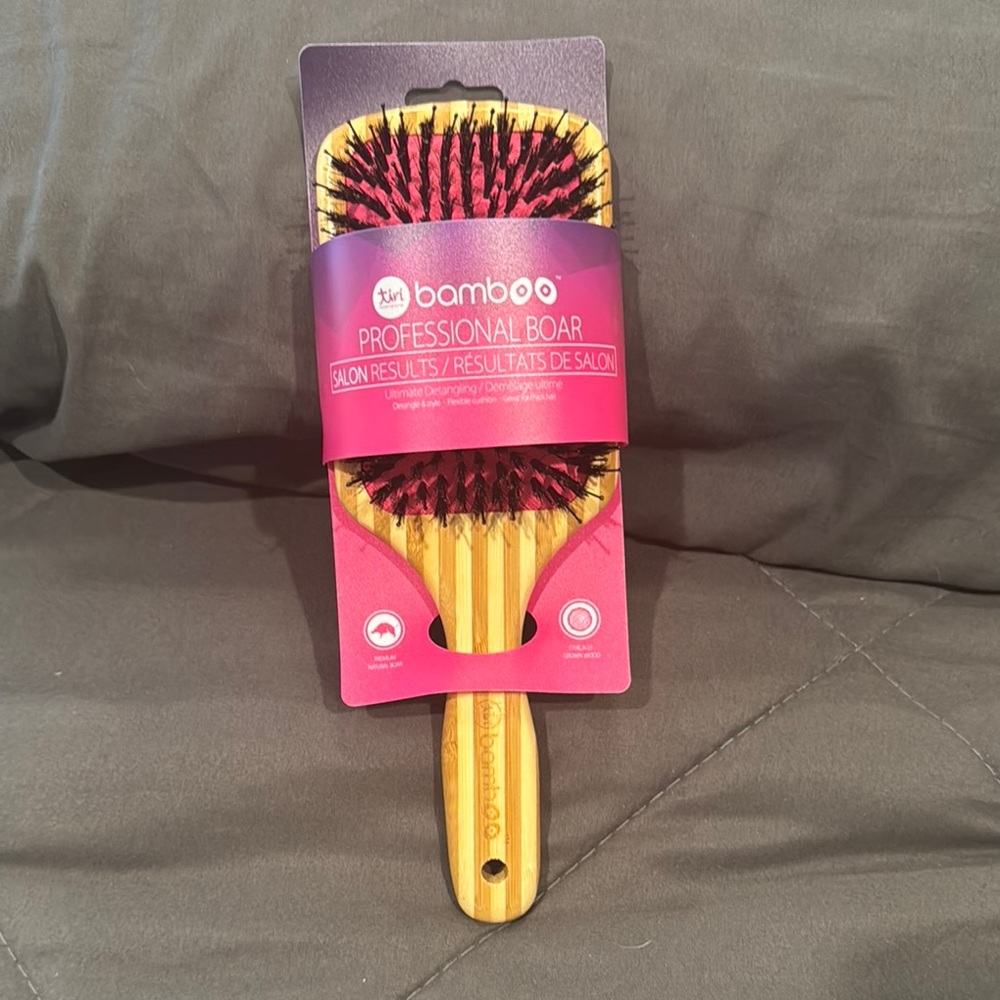 Tiri International Bamboo Professional Boar Hair Brush—NWT